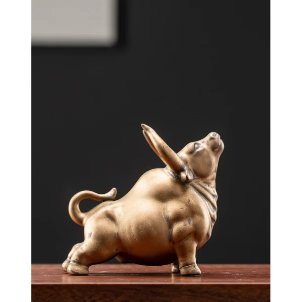 Charleston Bull Ceramic Decoration