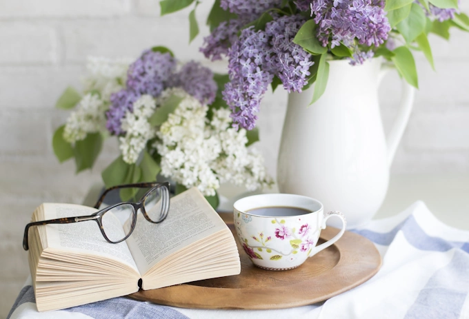 Escaping to the Countryside: Embracing the Cottagecore Lifestyle