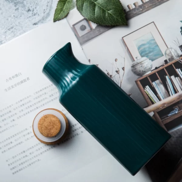 Sorrenti Ceramic Oil Bottle
