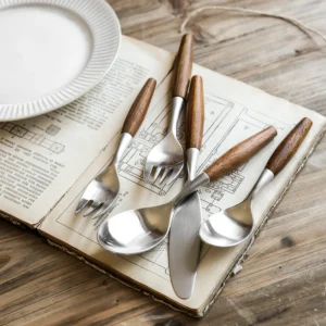 Bergen Tapered Wood 5-Piece Cutlery Set