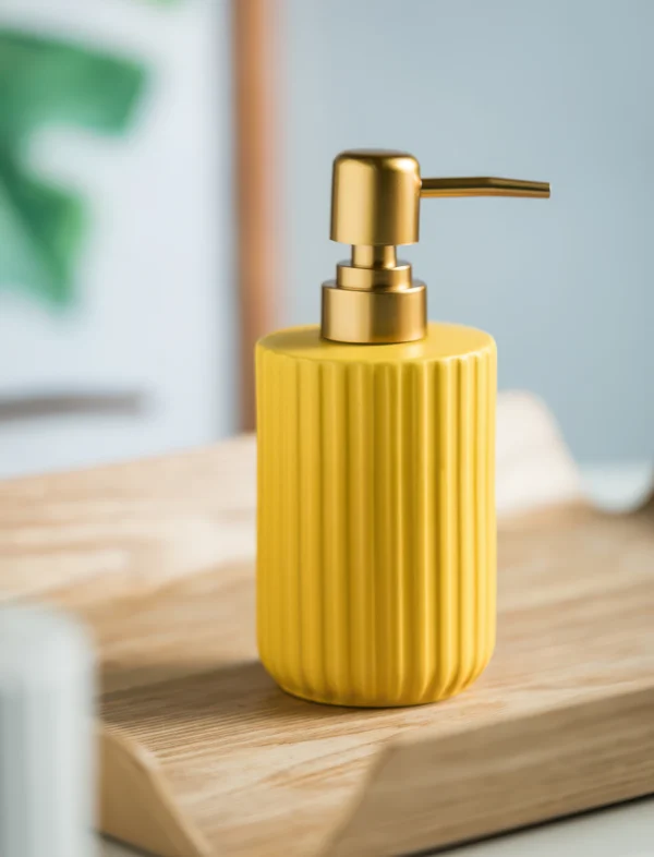 Porto Ribbed Ceramic Liquid Soap Dispenser