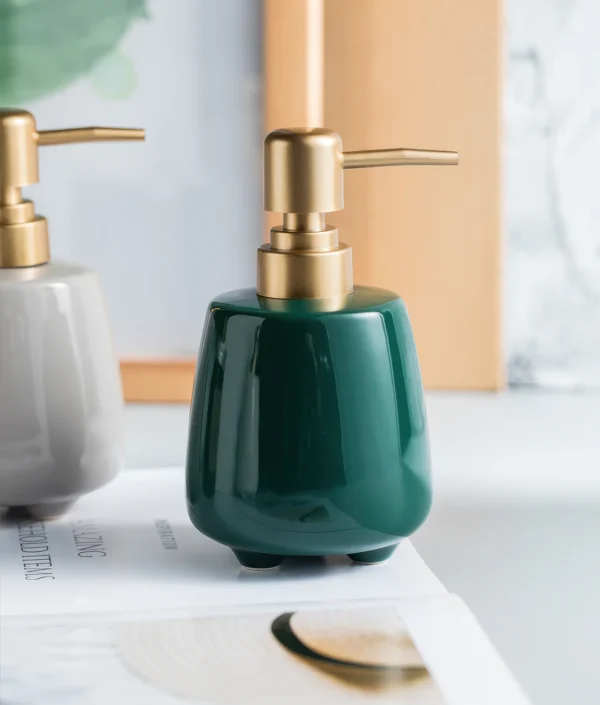 Lucerne Curved Ceramic Liquid Soap Dispenser