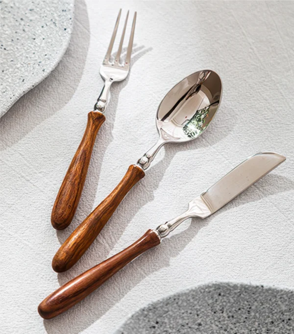 Amiens Mirror-Polished Wood Cutlery Set