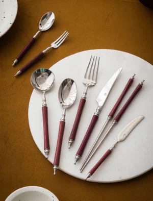 Avignon Mirror-Polished Wood Cutlery Set