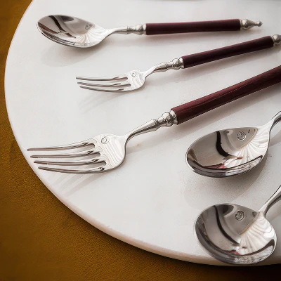 Avignon Mirror-Polished Wood Cutlery Set