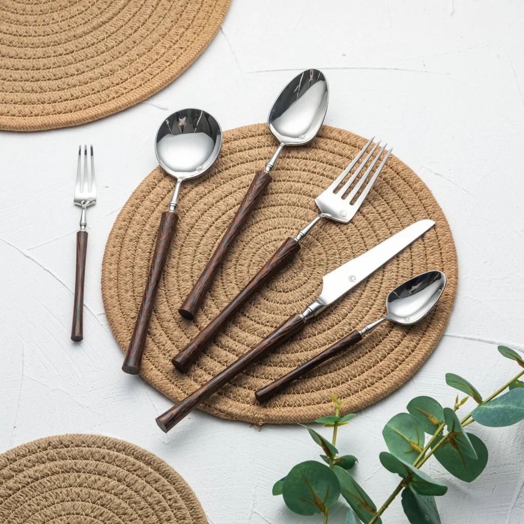 Bellagio Contoured Wood Cutlery Set