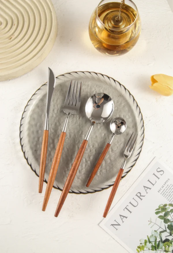 Nantes Tapered Wood Cutlery Set