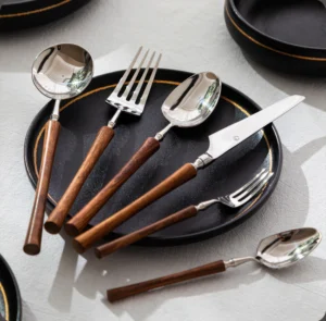 Salzburg Tapered Wood Cutlery Set